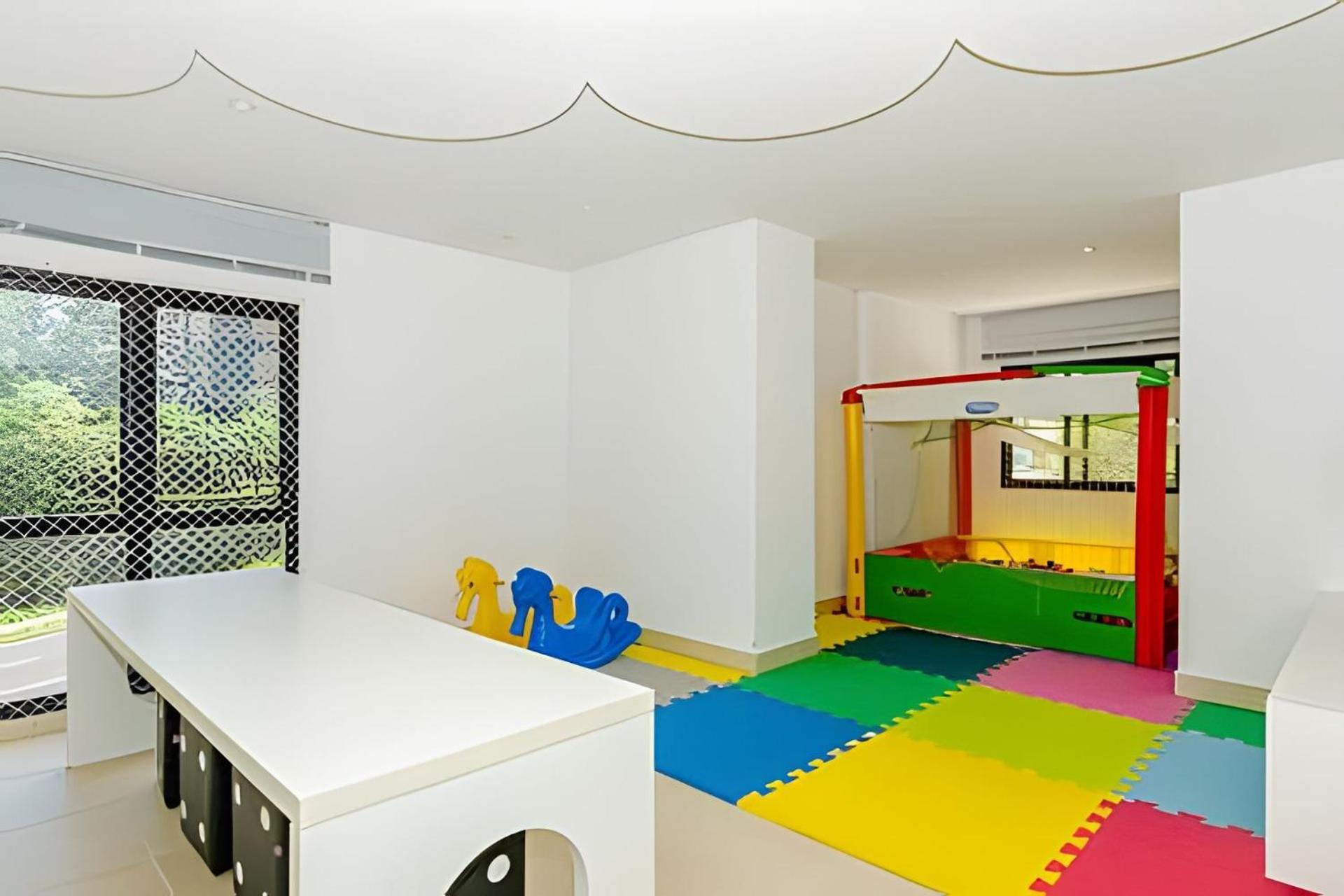 Dois Quartos, Lindo, Garagem, Condominio Clube Sky By Urooms クリチバ エクステリア 写真
